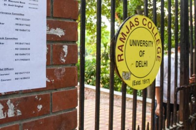 Teacher accused of sexual harassment resigns as DU student welfare joint dean