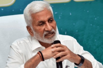 YSRCP MP Vijaysai Reddy announces retirement from politics | India News - The Times of India