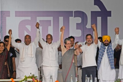 Opinion | The ‘Ajeeb Dastaan’ Of B Teams In Indian Politics - News18